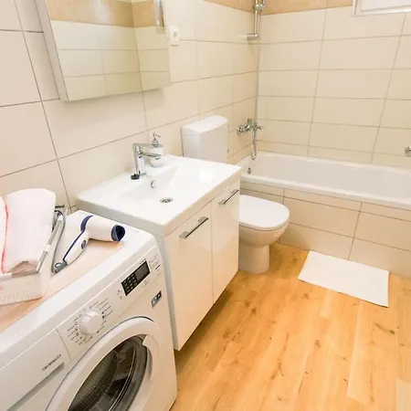 Stane Apartment *